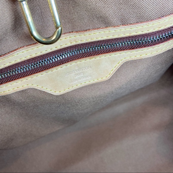 Louis Vuitton Batignolles Horizontal Shoulder bag with charm and dust bag - Picture 12 of 16